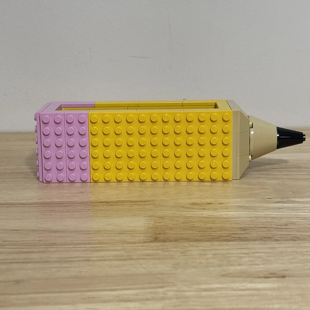 LEGO 40561 Dots Pencil Holder Put Together As-is Incomplete